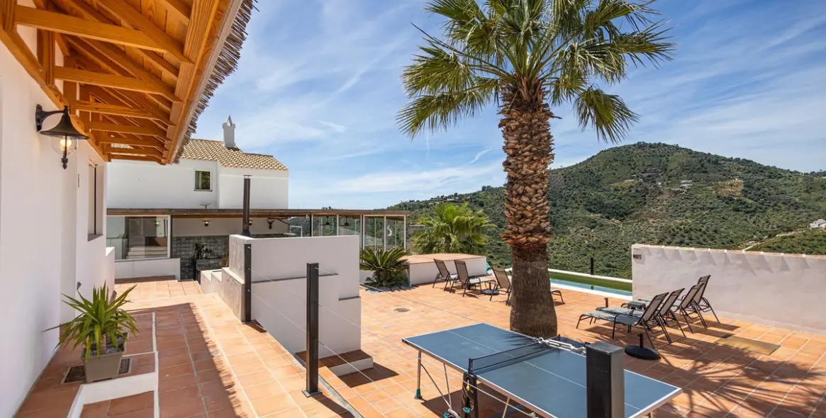 Sale of detached villa in Cómpeta 14