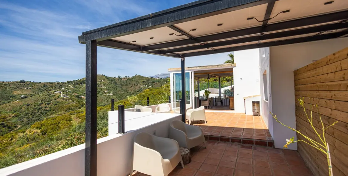 Sale of detached villa in Cómpeta 29