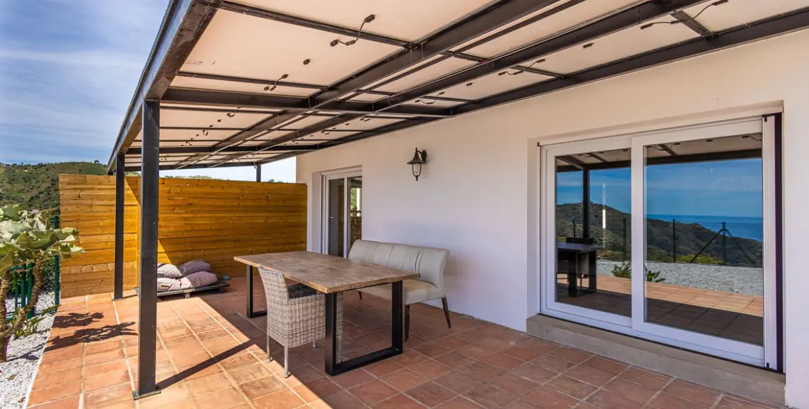 Sale of detached villa in Cómpeta 33