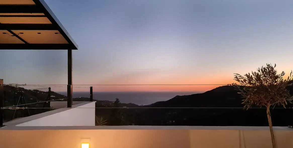 Sale of detached villa in Cómpeta 98