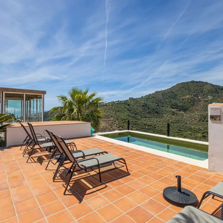 Venta de villa independiente en Cómpeta
