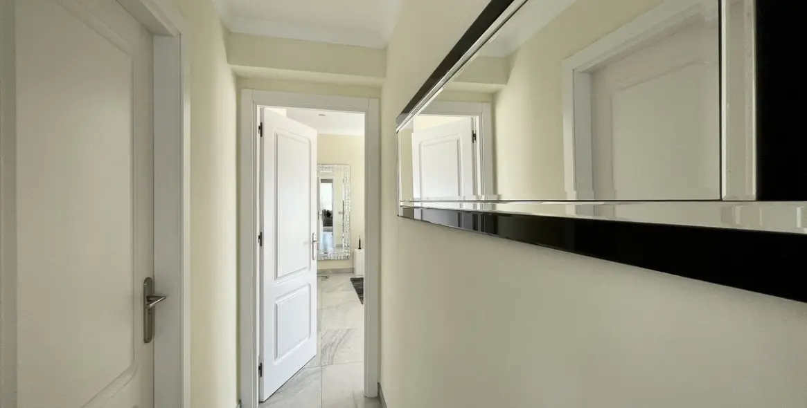 Sale of detached villa in El Chaparral 23