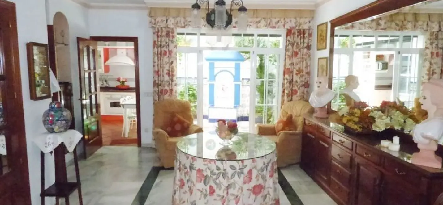 Long-term rent of townhouse in Marbella 4