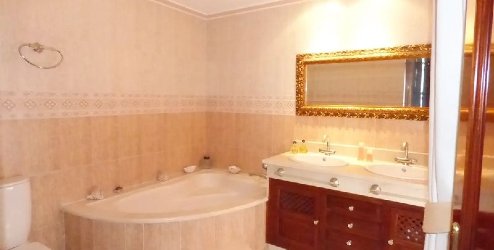 Long-term rent of townhouse in Marbella 9