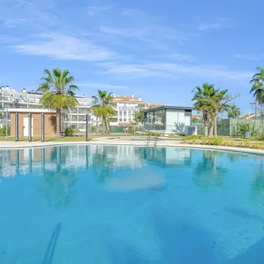Sale of ground floor apartment in Manilva