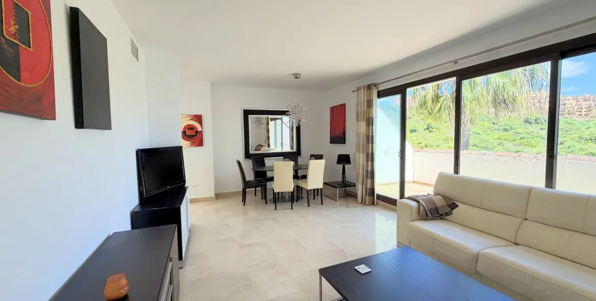 Sale of penthouse in La Duquesa 4