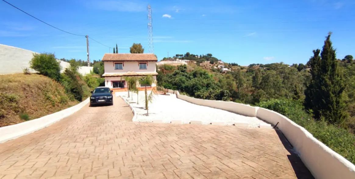 Sale of finca - cortijo in Alhaurín el Grande 1