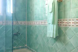 Image 18 thumb