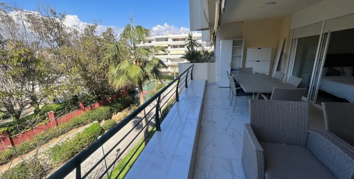 Sale of middle floor apartment in San Pedro de Alcántara 3
