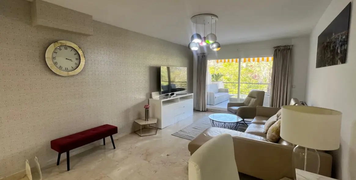 Sale of middle floor apartment in San Pedro de Alcántara 7