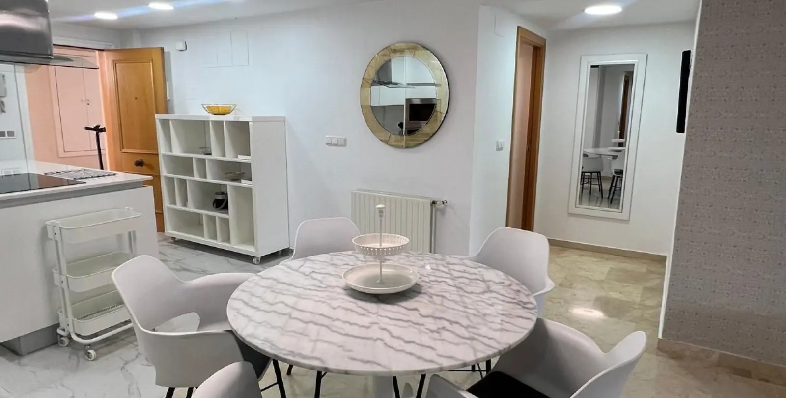 Venta de apartamento en planta media en San Pedro de Alcántara 6