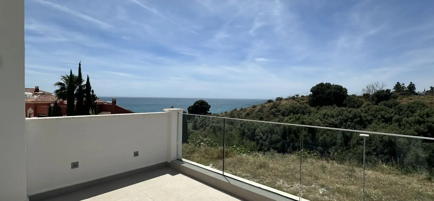 Sale of townhouse in Torrequebrada 1