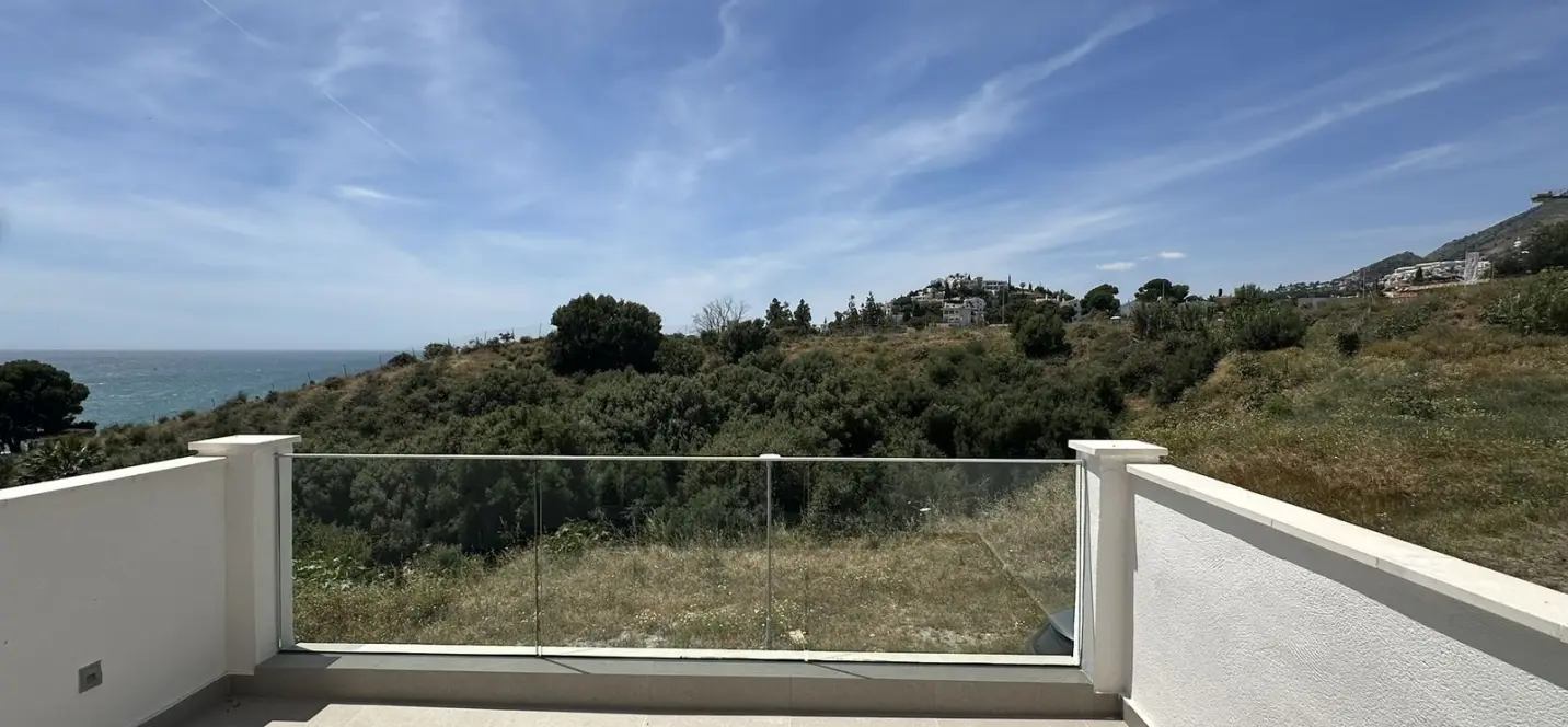 Sale of townhouse in Torrequebrada 3