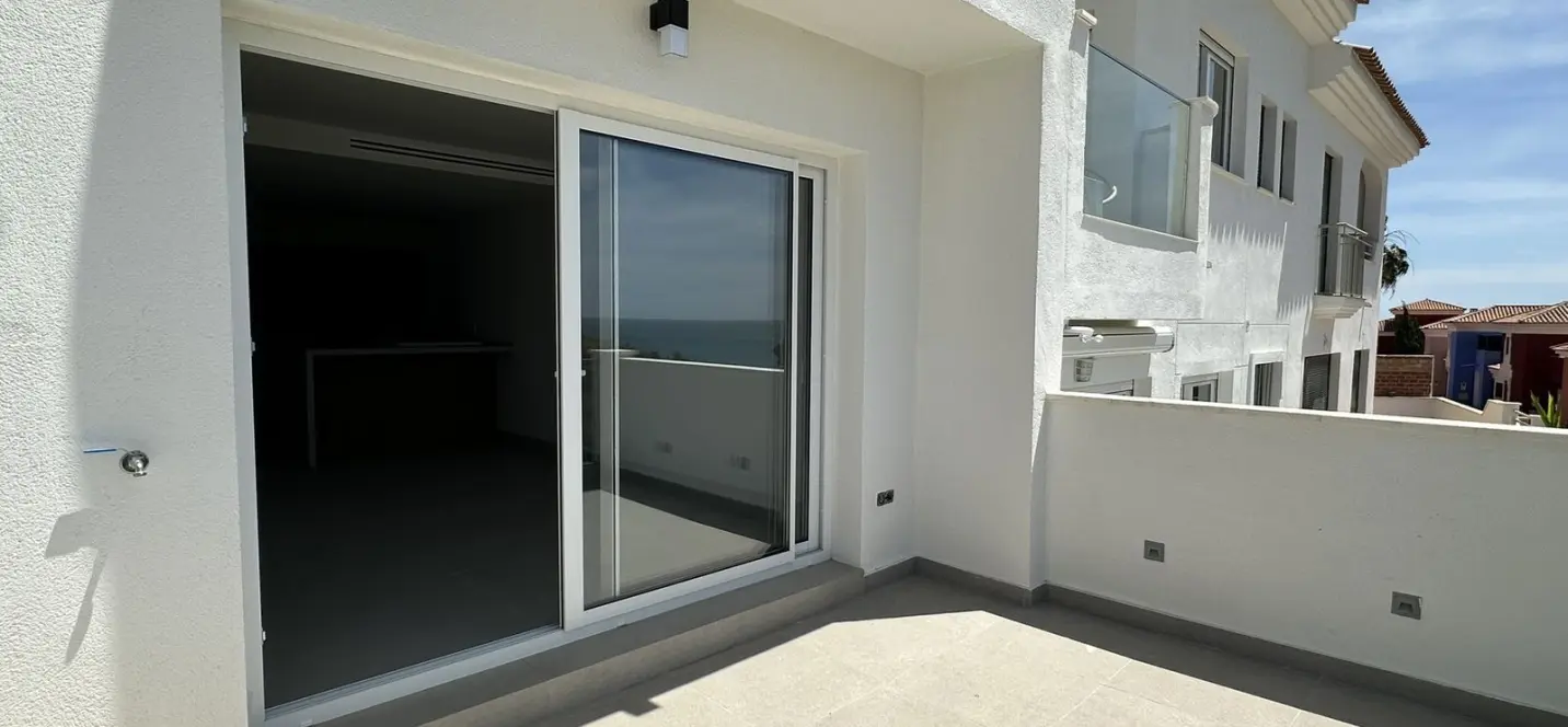 Sale of townhouse in Torrequebrada 4