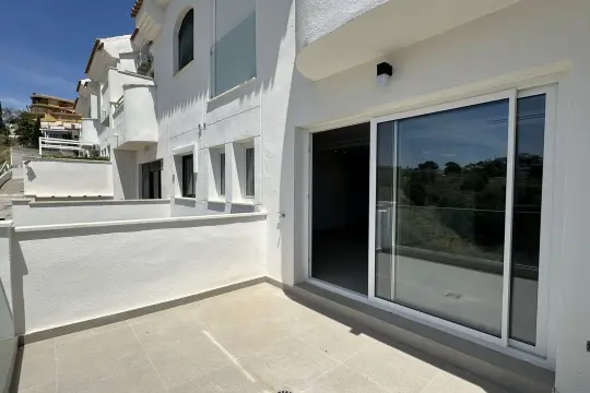 Image 6 thumb