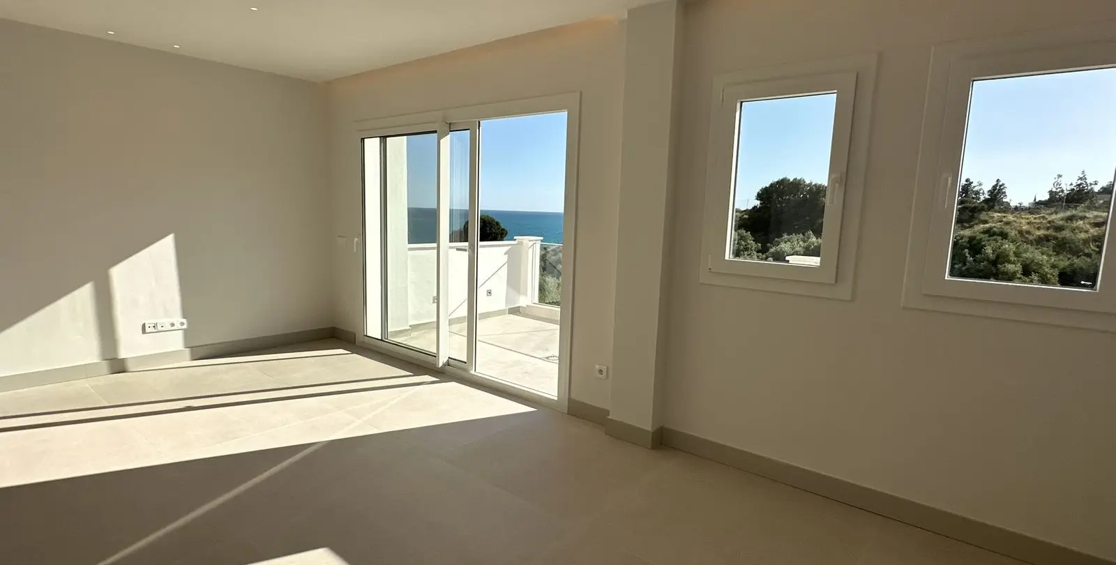 Venta de adosado en Torrequebrada 7