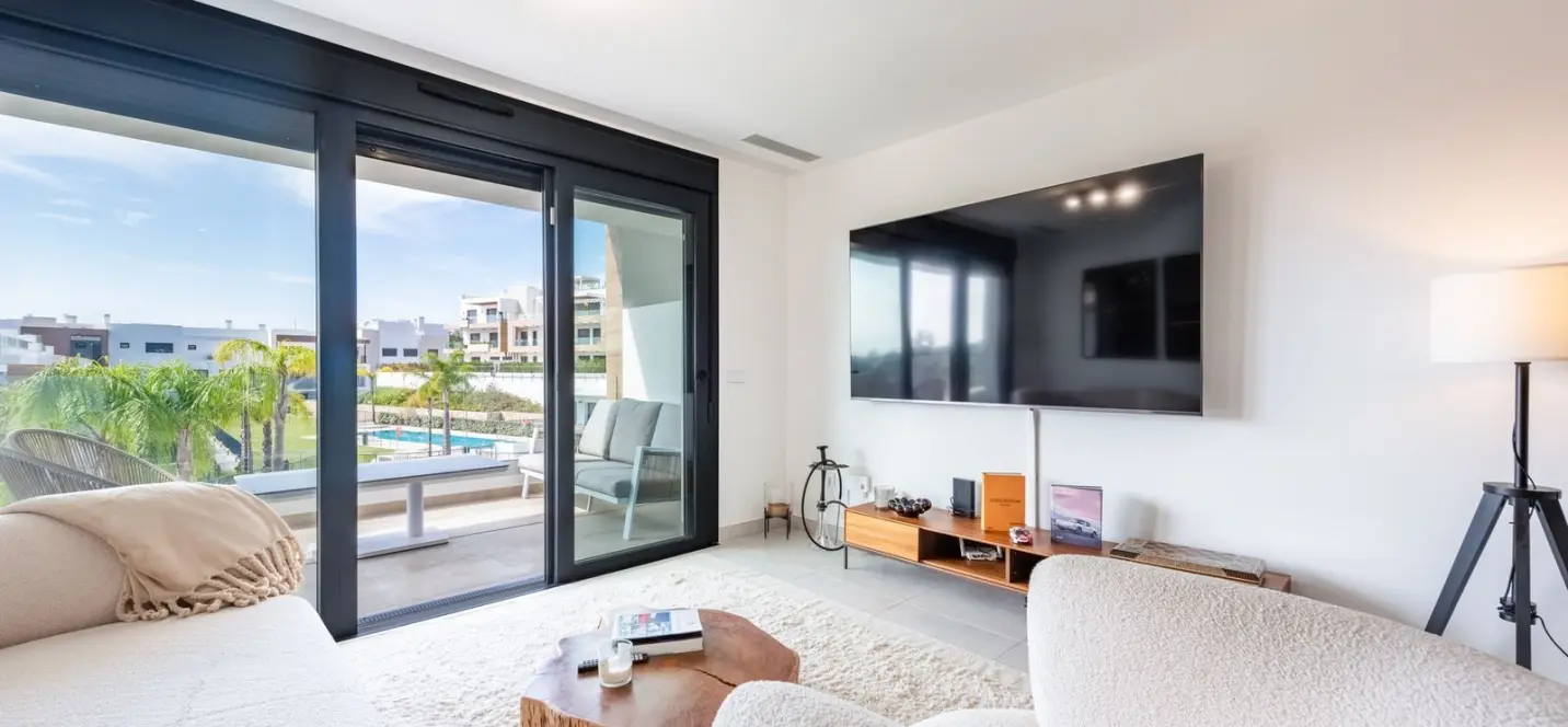 Venta de apartamento en planta media en Atalaya 1