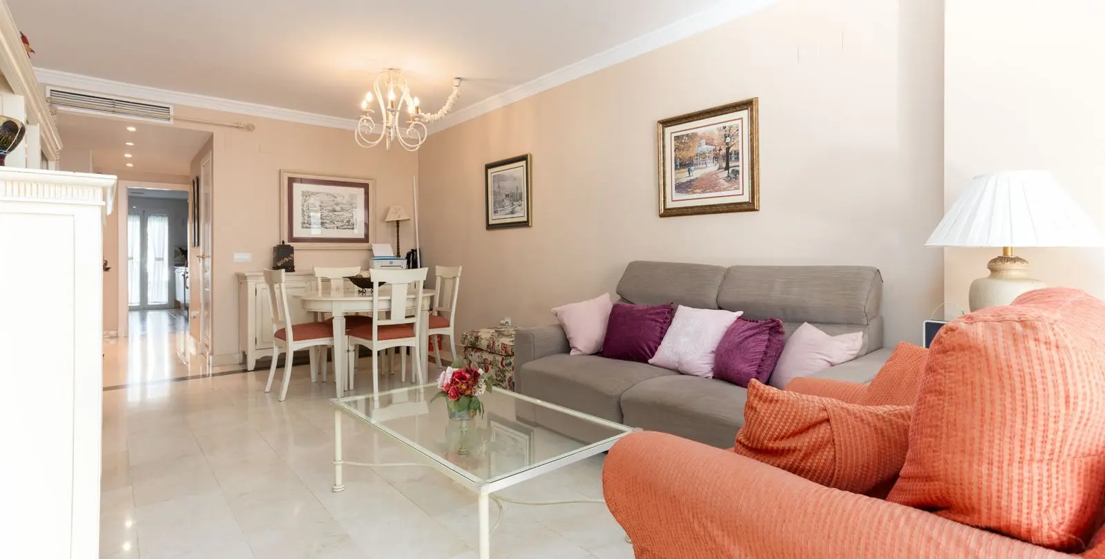 Sale of middle floor apartment in San Pedro de Alcántara 4