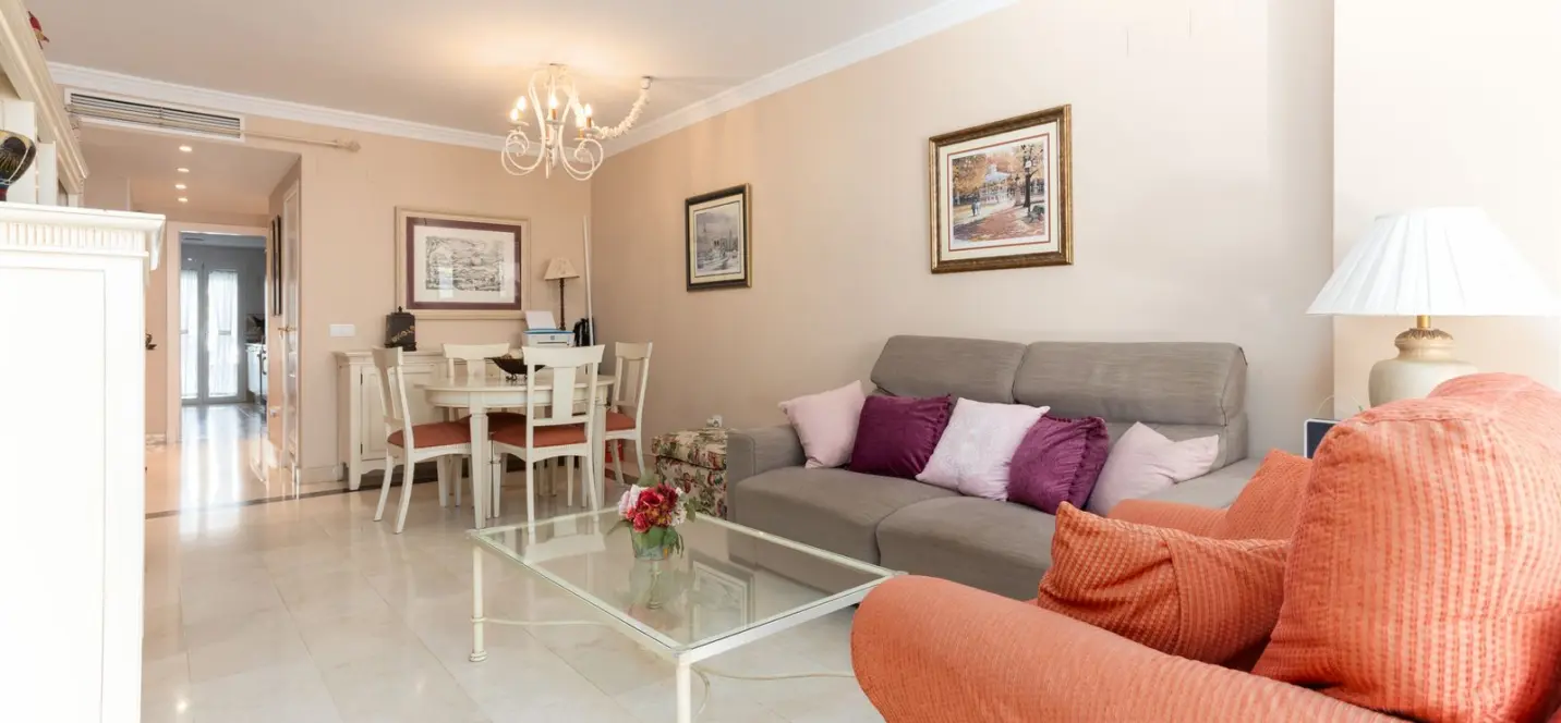 Продажа апартаментов на среднем этаже в San Pedro de Alcántara 3