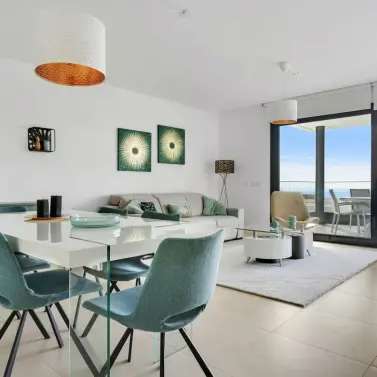 Venta de apartamento en planta media en Fuengirola