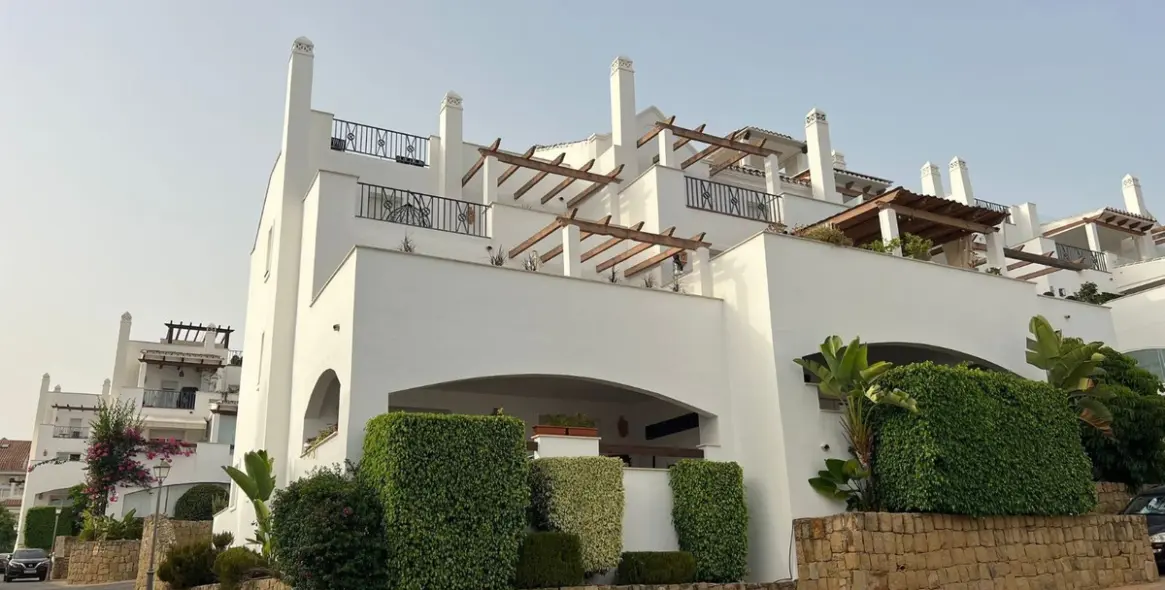 Продажа апартаментов на среднем этаже в Nueva Andalucía 7