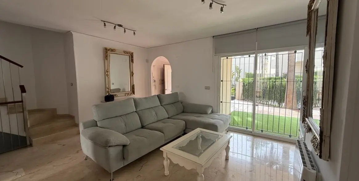 Venta de adosado en Marbella 10