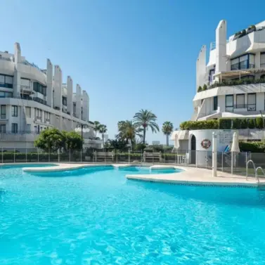 Sale of duplex in Marbella