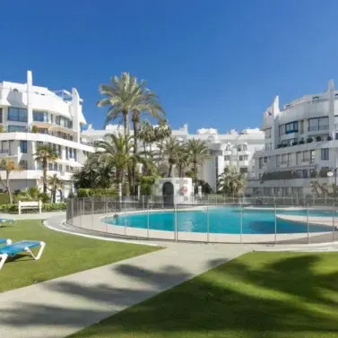 Sale of duplex in Marbella