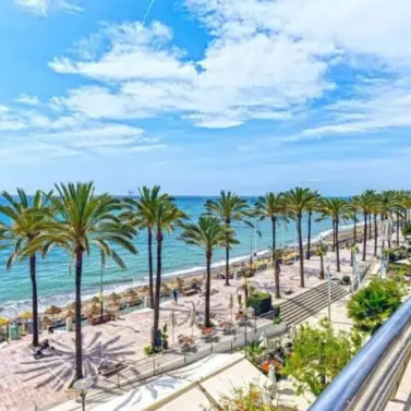 Sale of duplex in Marbella