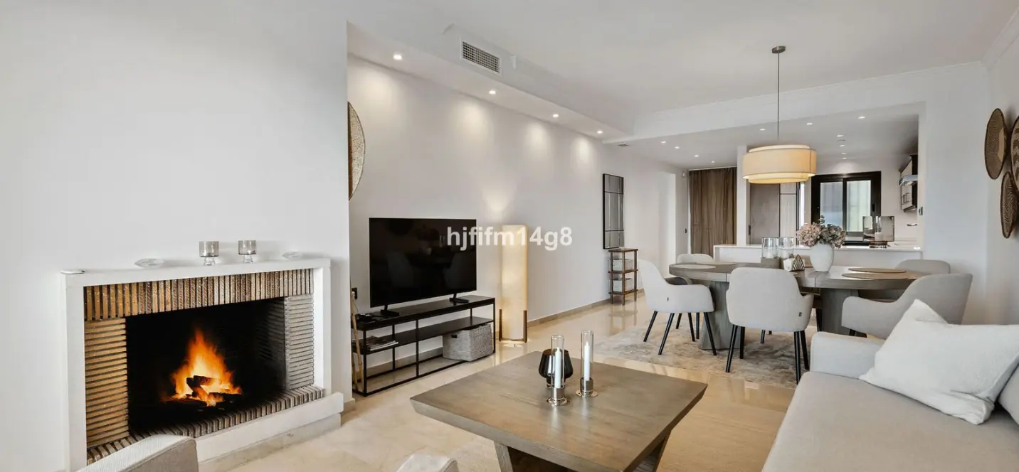 Sale of middle floor apartment in Nueva Andalucía 4