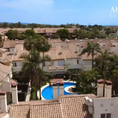 Venta de adosado en Nueva Andalucía