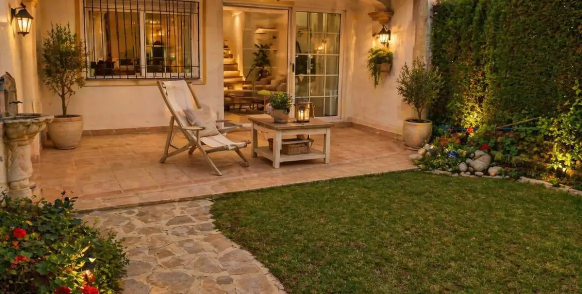 Sale of townhouse in Nueva Andalucía 3