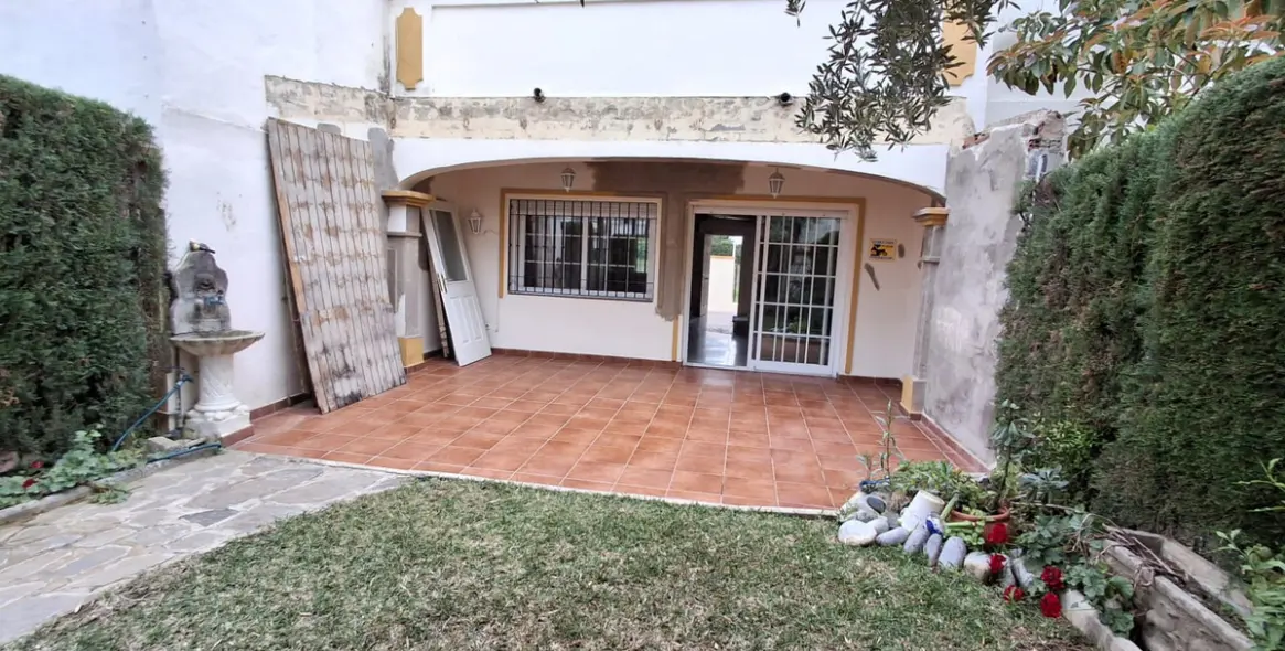 Sale of townhouse in Nueva Andalucía 31