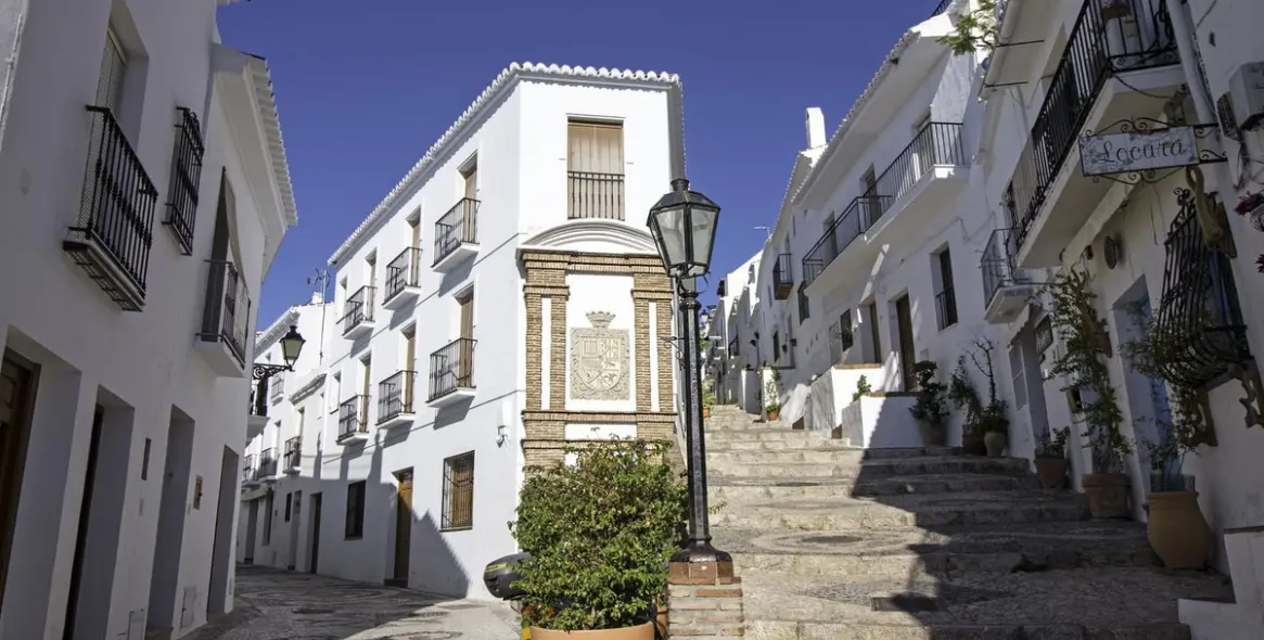 Sale of detached villa in Nerja 26