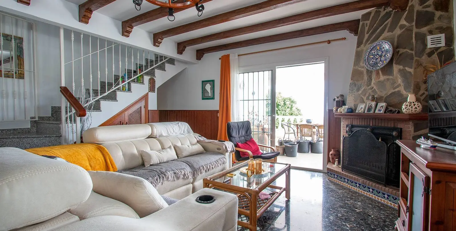 Sale of detached villa in Nerja 10
