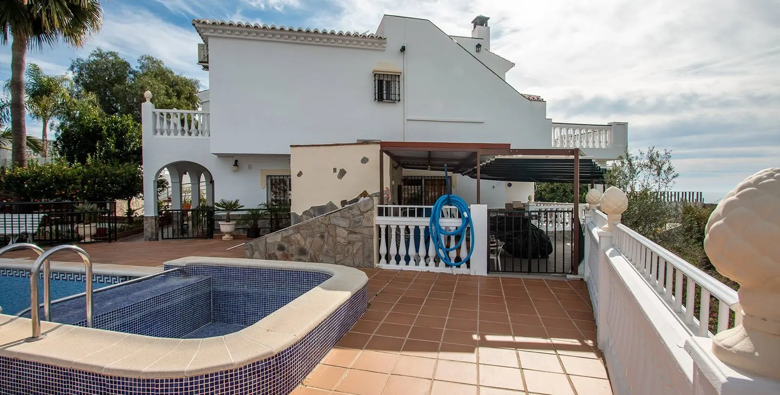 Sale of detached villa in Nerja 14