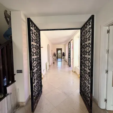 Venta de villa independiente en Bel Air