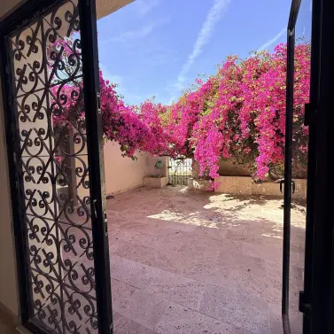 Venta de villa independiente en Bel Air