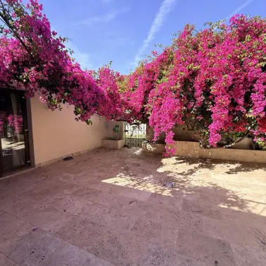 Venta de villa independiente en Bel Air