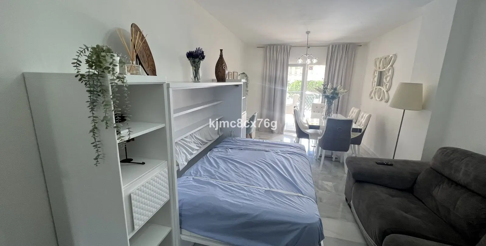 Venta de apartamento en planta media en Calahonda 5