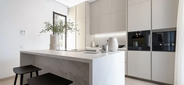 Long-term rent of detached villa in The Golden Mile 4