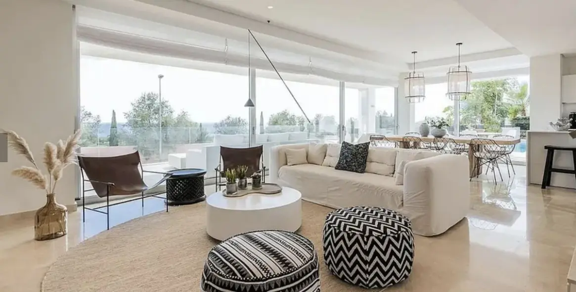 Long-term rent of detached villa in Río Real 3