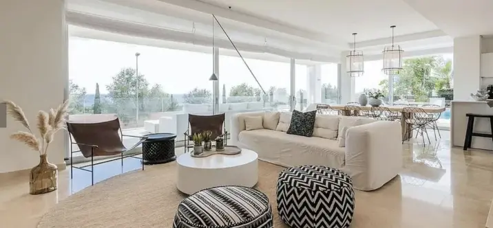Long-term rent of detached villa in Río Real 2