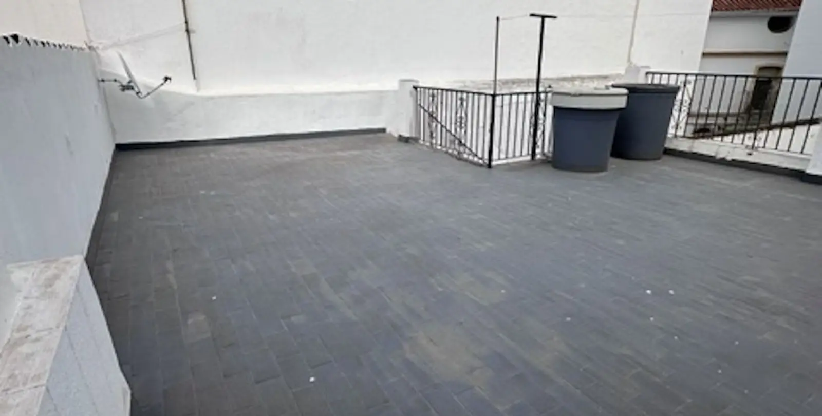 Sale of commercial premises in Estepona 10