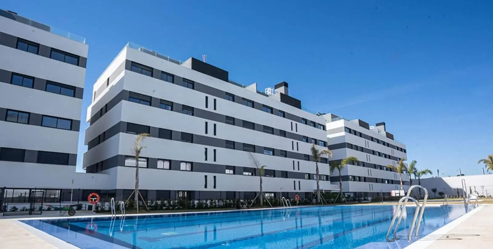 Продажа двухуровневого пентхауса в Los Alamos 55