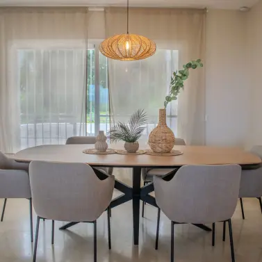 Venta de apartamento en planta media en Estepona