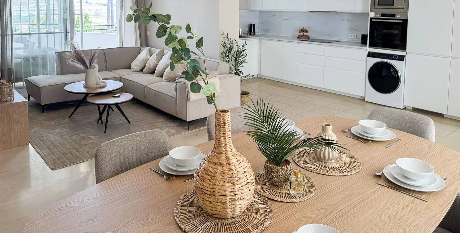 Продажа апартаментов на среднем этаже в Estepona 2