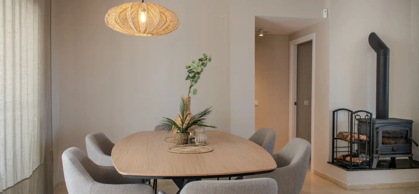 Sale of middle floor apartment in Estepona 3