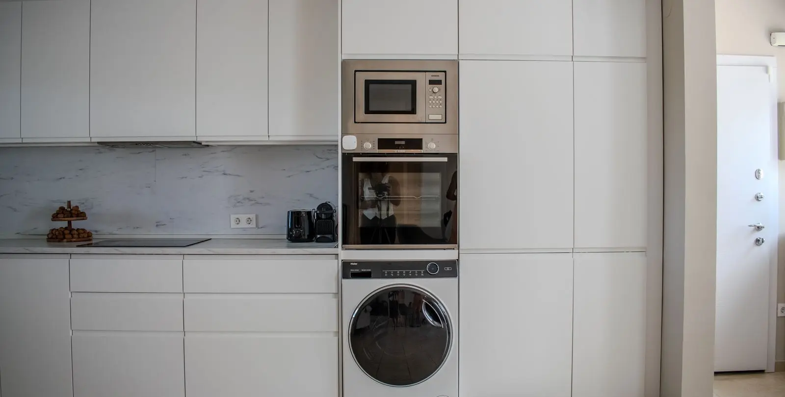 Продажа апартаментов на среднем этаже в Estepona 7