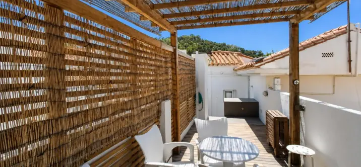 Sale of penthouse in Málaga Centro 0